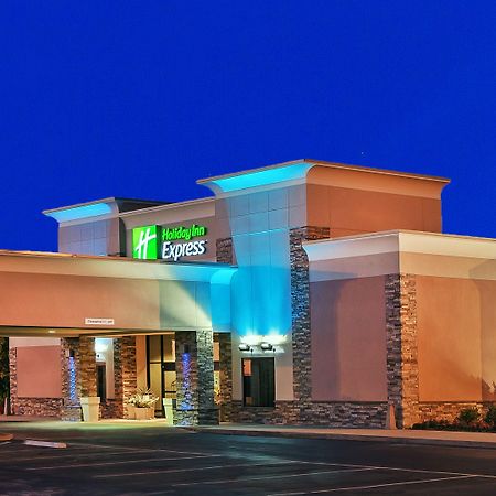 Holiday Inn Express Little Rock-Airport By Ihg Bagian luar foto