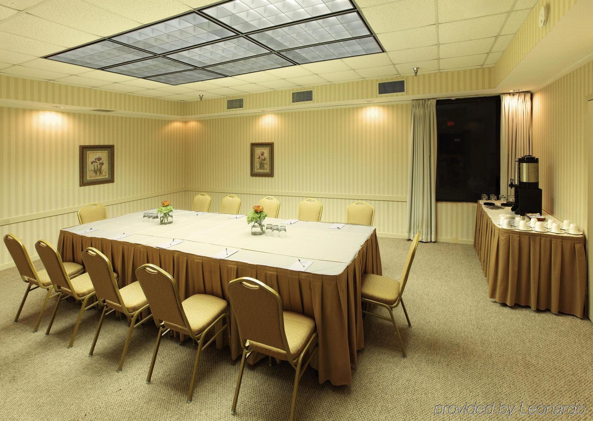 Holiday Inn Express Little Rock-Airport By Ihg Fasilitas foto
